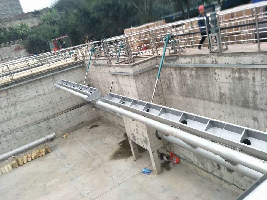 潷水器
